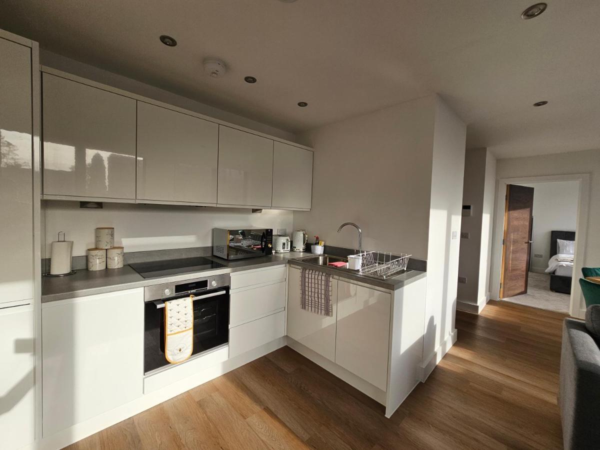 Brand New Trafford Apartment Manchester Esterno foto